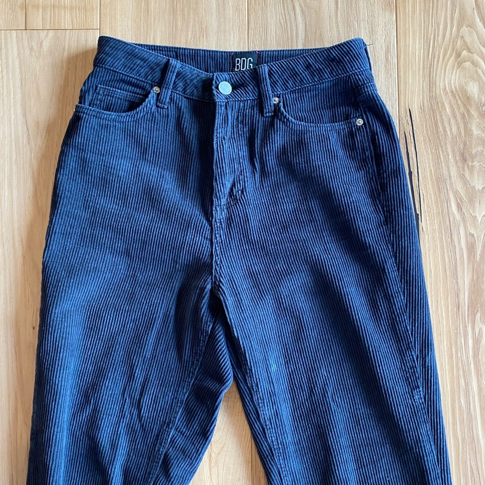 BDG size 25 mom high-rise navy corduroy pants